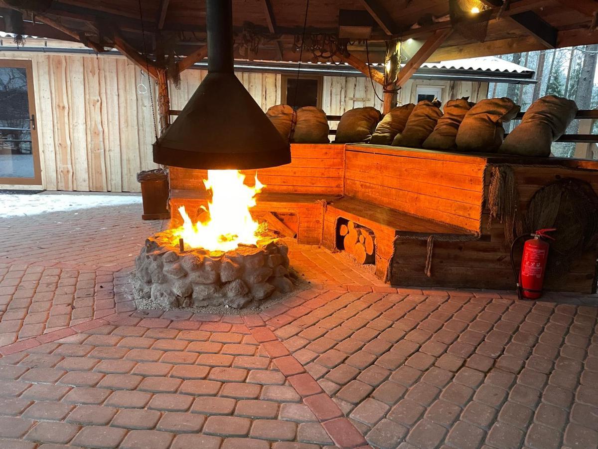 Camping Busas サウルクラスティ エクステリア 写真